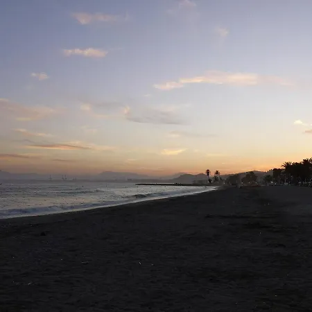 Frente Al Mar El Palo Apartment *